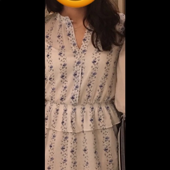 Club Monaco blue floral 100% silk dress (SZ 2) - Picture 4 of 4